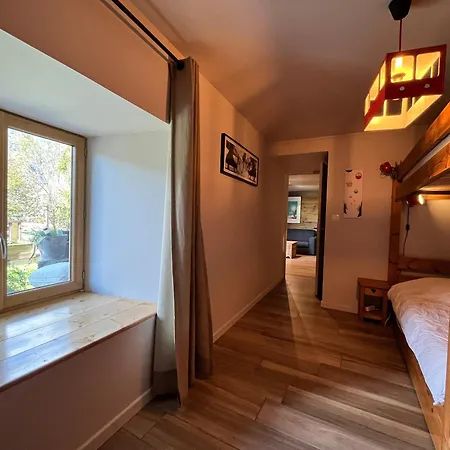 Le Des Eulets Apartment *
