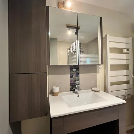Le Des Eulets Apartment *